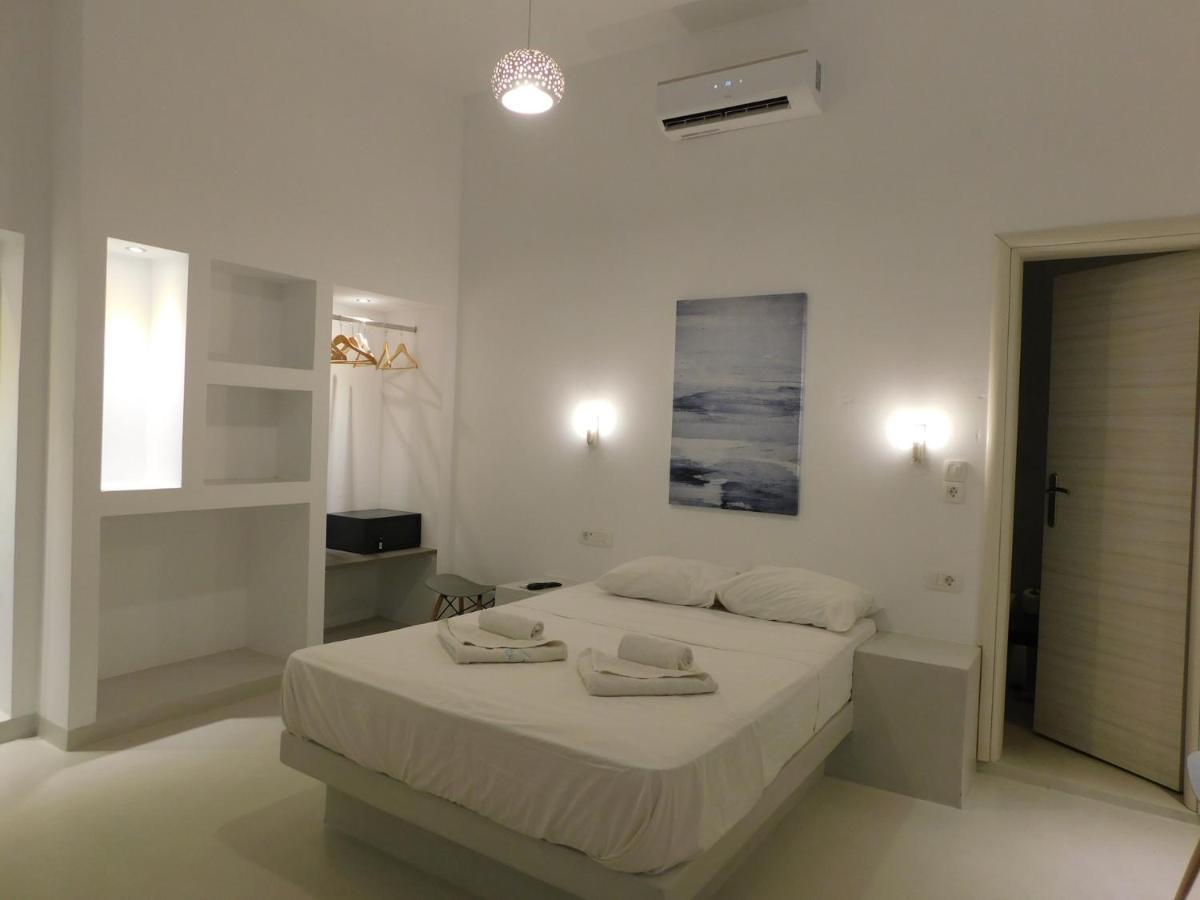 Livin Santorini - Center Rooms Santorini Island 部屋 写真